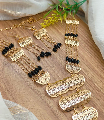 Elegant Turkish-Inspired Necklace Set